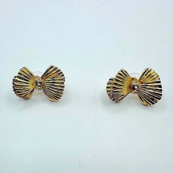 Lilly Pulitzer Gold Metallic Bow Tie Earrings Stud Casual XXLilly Preppy Jewelry - Picture 1 of 6
